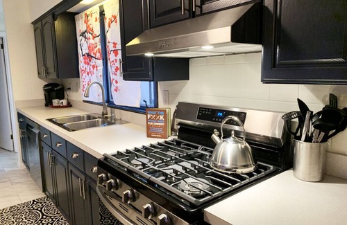 New City House | Private Pool Oasis just 50 minutes outside of Manhattan!