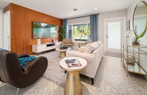 Coral Heights House | Private Pool, Outdoor Palapa Lounge, BBQ & Hot Tub