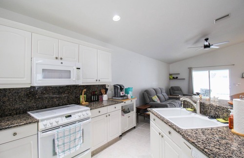 Gulf Cove House | Private Pool, Port Charlotte, Sol Searcher