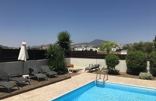 Alethriko Villa | Private Pool, Private Location, Free Wifi, All Day Sunbathing in private garden