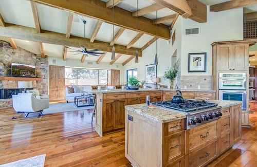 Uptown Sedona House | Private Pool & Recreation! UptownHouse of Views