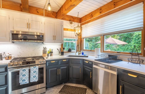 Mashpee Cottage | Private Pool & Screened Deck: Mashpee Home!