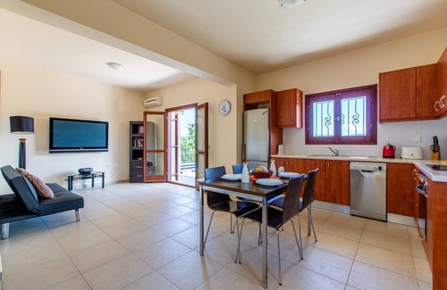 Darmarochori Villa | Private pool ★ Sea view ★ Cretan style villa ★ 2bedrooms ★ 6 sleeps