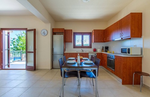 Darmarochori Villa | Private pool ★ Sea view ★ Cretan style villa ★ 2bedrooms ★ 6 sleeps