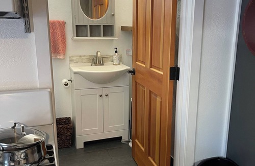 North Hollywood House | Private pool Side Studio in NOHO next to Trader Joe’s at the new NOHO west.