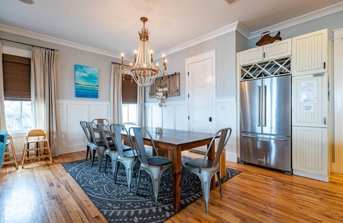 Inlet Beach House | Private pool Sleeps 20. 2min walk to beach. Free beach set ups plenty of Beach!