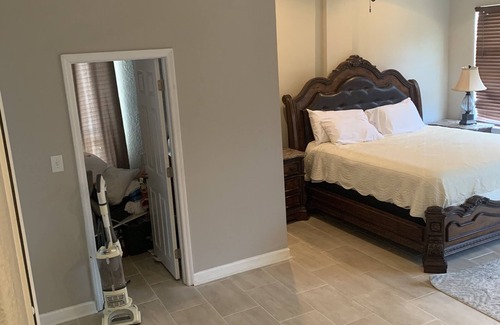 Altamonte Springs House | private pool house close to the mall, lots of restaurant, 25 mints to Theme park