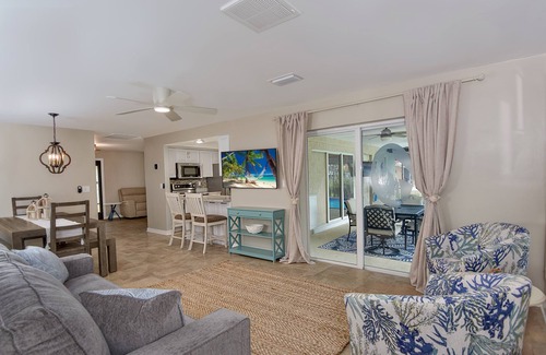 South Island House | 🌊Private Pool | 1 Block to Private Beach Access | Beach Retreat🌊