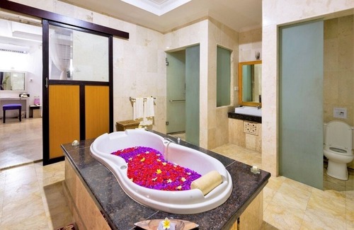 By Pass Ngurah Rai Kuta Villa | Private Pool Villa & Spa