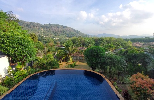 Chalong Villa | Private Pool Villa for your family and friends