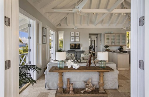 Peterborg Villa | Private Pool/Waterfront Villa/Magens Bay/couples!
