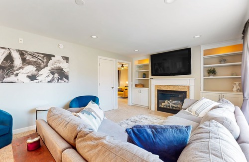 Bridgman House | Private property with three-season room, hot tub, firepit, games, W/D, & AC