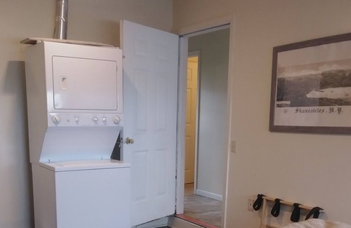 Skaneateles Cottage | Private, quiet, cozy, 2 miles from lake village.