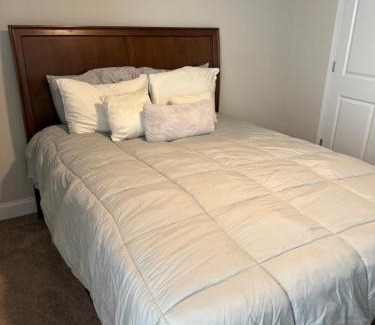 Decatur House | Private, quiet, immaculate bachelor pad with free parking on site
