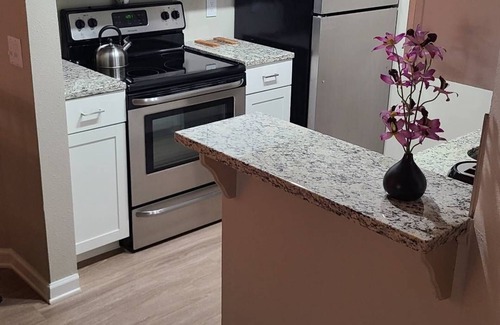 Arapahoe Ridge Apartment | Private quiet one bedroom five min. from Downtown Boulder
