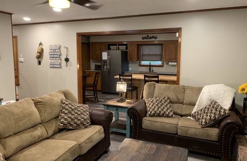 Chatham House | Private, Relaxing Waterfront Getaway! 3BR/2BA House! Modern Amenities!
