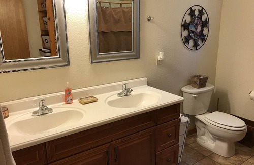 Ruidoso Cabin | Private Rental Cabin Secluded at 7400 Ft on Mountainside, Great View, Hot Tub