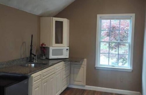 North Andover Apartment | Private rental in Middleton