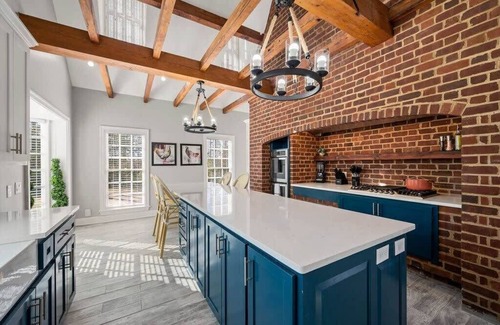 Gainesville House | Private Resort - Lake Lanier Paradise