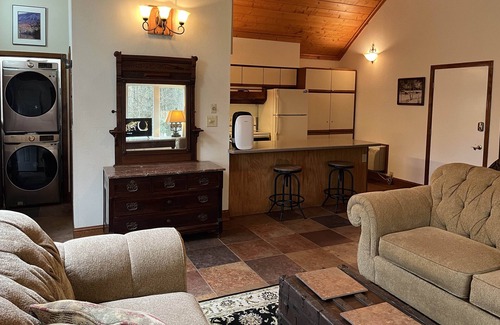 Sapphire Apartment | Private Resort Retreat in Sapphire Valley