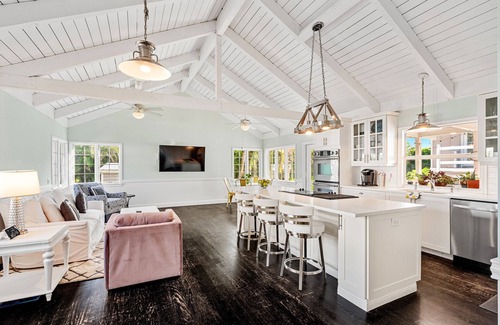Boynton Beach House | Private "resort" setting Spacious- Boynton/Delray. 2.5 mi. to beach, Atl. Ave.