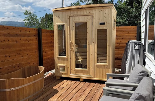 West Colorado Springs Apartment | Private Retreat w/Sauna & Cold Plunge + Epic Views