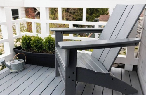 Queen Anne Apartment | Private retreat on historic Queen Anne Hill