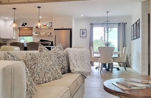 Flowery Branch House | Private Retreat - Renovated - Close to Lake Lanier and Road Atlanta