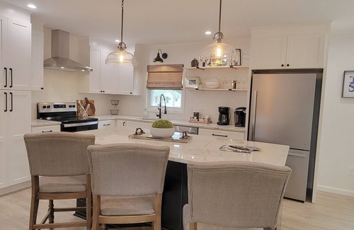Flowery Branch House | Private Retreat - Renovated - Close to Lake Lanier and Road Atlanta