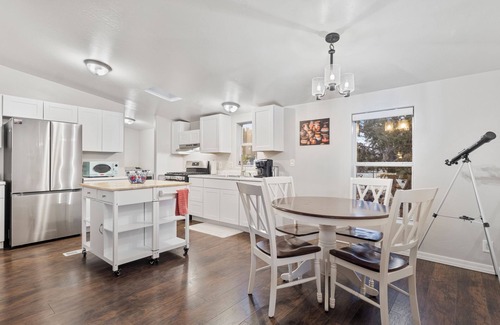 Williams House | Private Retreat w/Gym & Firepit Near Grand Canyon Railway and South Rim