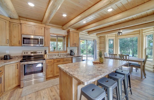 Rigby Cabin | Private Riverside Cabin, Golf Across the Street
