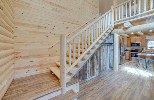 Rigby Cabin | Private Riverside Cabin, Golf Across the Street