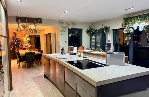 Eaglesfield House | Private Riverside Country Retreat with Hot Tub & Pizza Oven