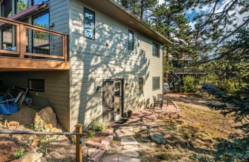 Carriage Hills Apartment | Private Rocky Mountain Guest Suite, 1001 Ramshorn Dr