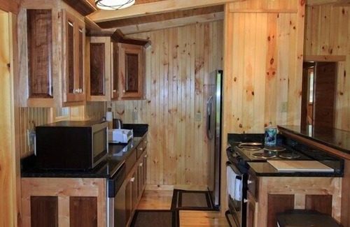 Pickens Cabin | Private Romantic Mountain Getaway