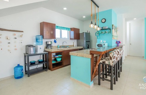 Chicxulub Puerto Apartment | Private Roof Pool/Lounge Penthouse 200m to Beach