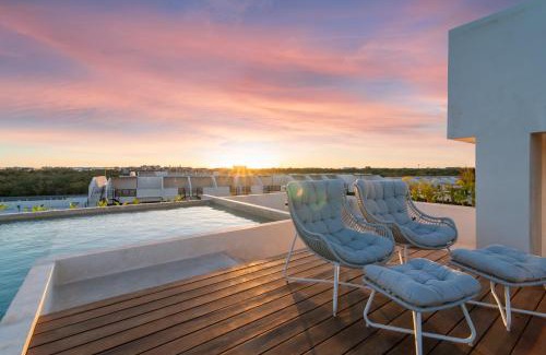 Playa Paraiso Apartment | Private Rooftop Pool, Panoramic Views, Near Beach