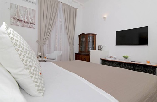 Dubrovnik Old Town Cabin | Private room ∙ 1 bedroom ∙ 2 guests