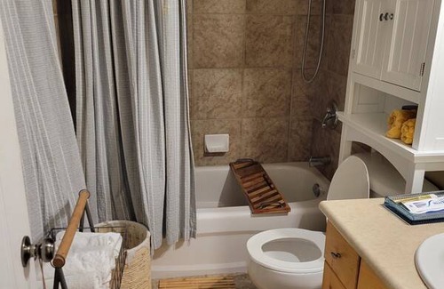 Waterloo Resort | Private room ∙ 1 guest