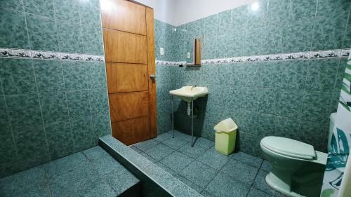 Callao House | PRIVATE ROOM 13 minutes from the Airport With kitchen and shared bathroom