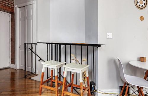 Central New York City House | Private Room at a shared apartment by Times Square