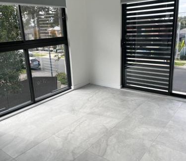 Girraween House | Private Room Available