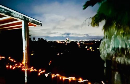 Encino House | Private Room Big Estate View Pool Oasis Women ONLY CONTACT B4 BOOKING