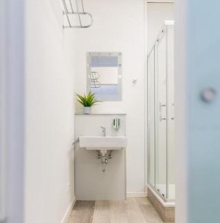 Ramstein-Miesenbach Hotel | Private room #1 with King Size, ground floor, AC, only 2min to RAB