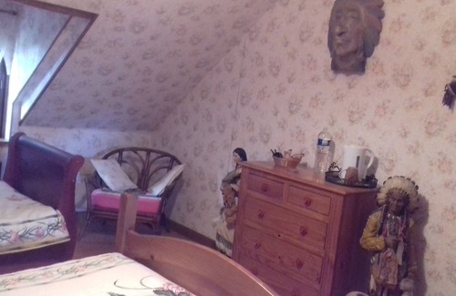 Montcorbon House | Private room in a quiet house