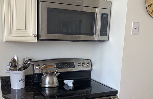 Milton House | Private room in a 2 bed 1 ba cape home with locks and tv
