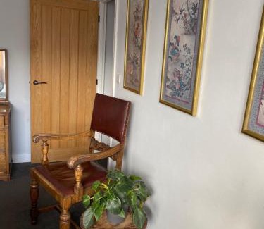 Northway House | Private Room in a house in the Cotswolds