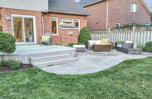 Saint Thomas House | Private room in a quiet and safe neighbourhood of St. Thomas, Ontario.
