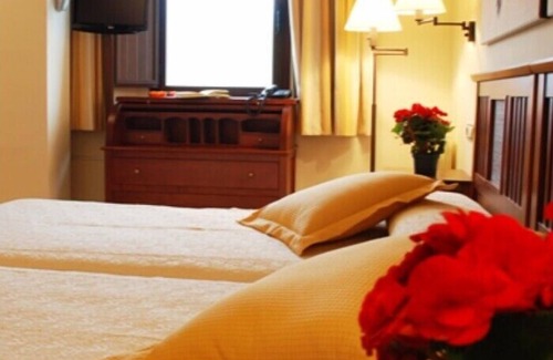 Arbizu Apartment | Private room in charming rural hotel 5