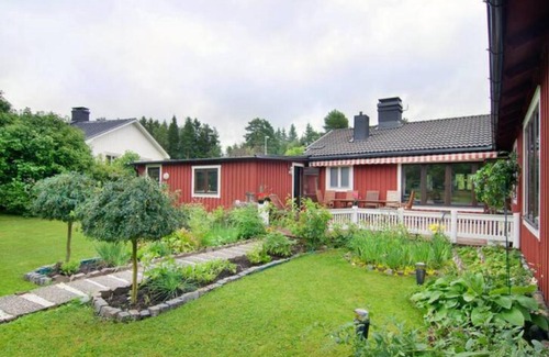 Umea House | Private Room in Shared House-Close to University and Hospital-6